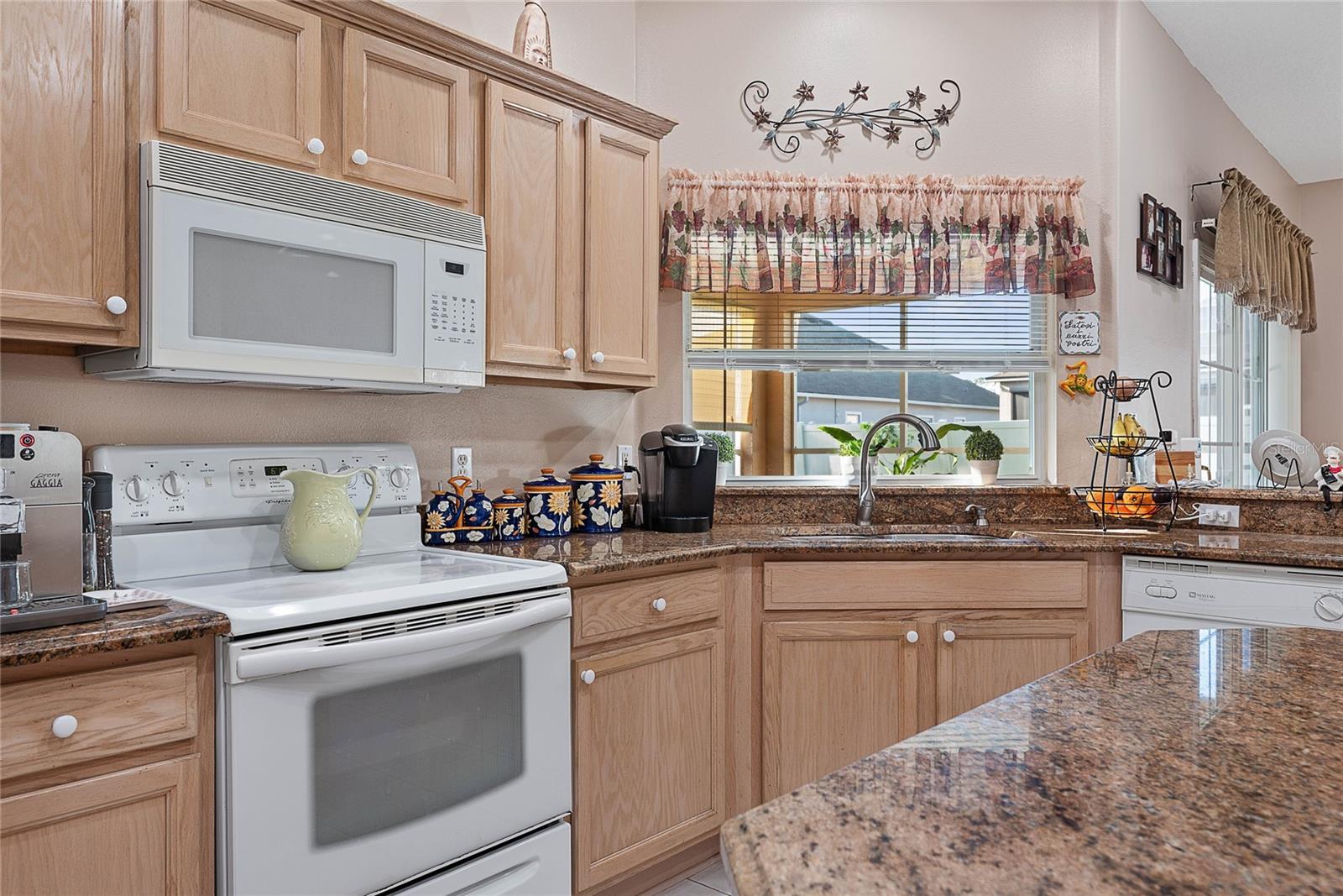 16 LONDON DR, PALM COAST, FL, 32137