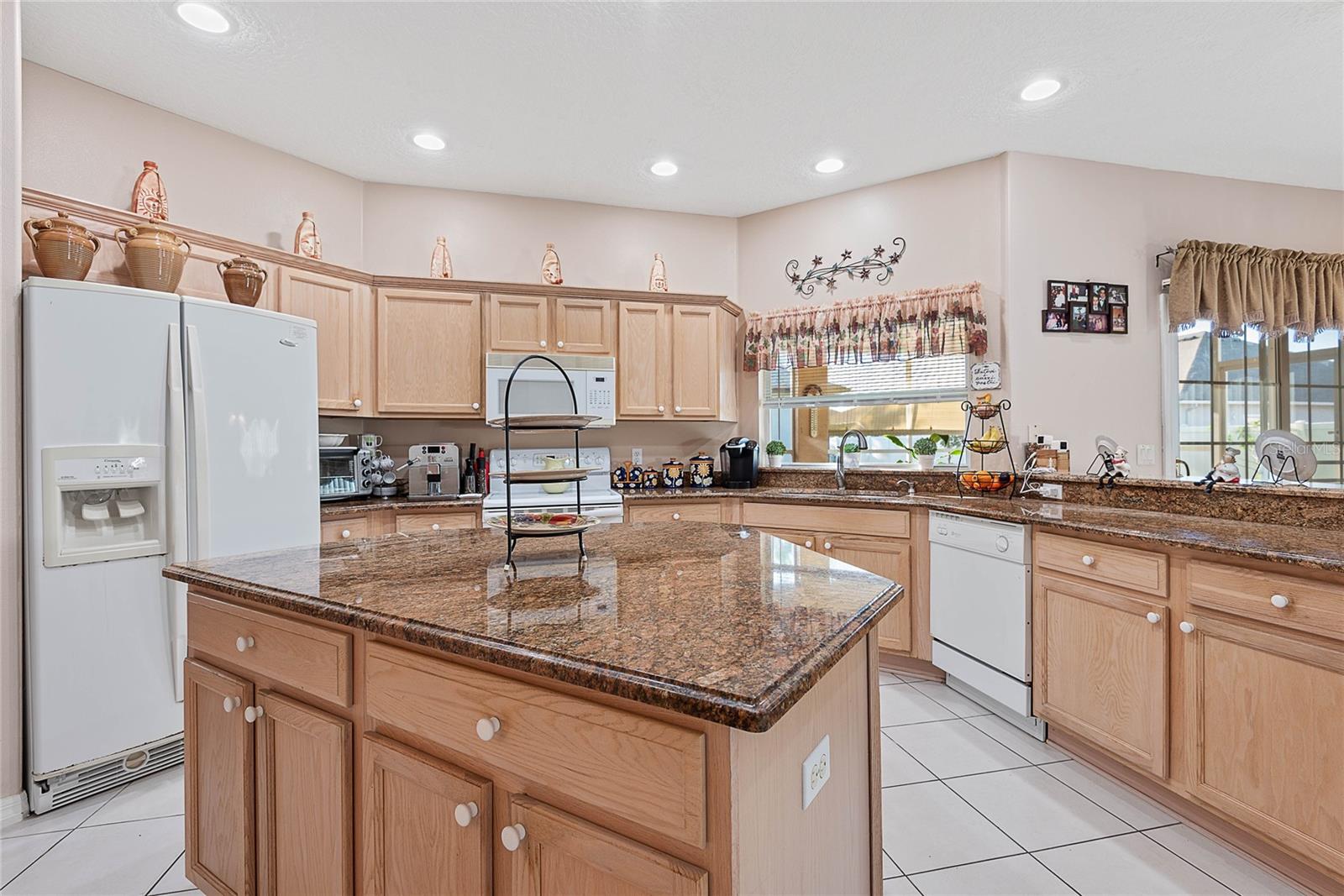 16 LONDON DR, PALM COAST, FL, 32137