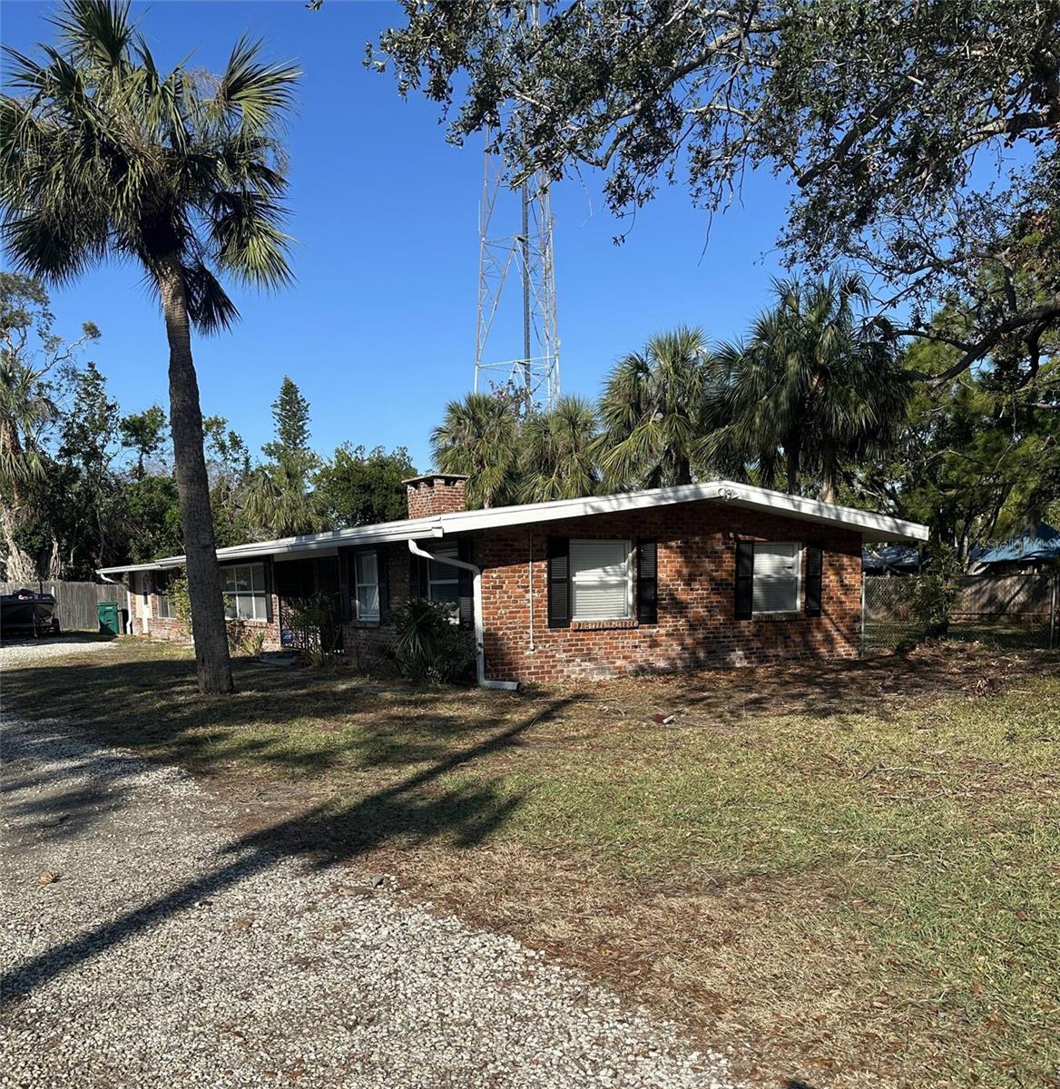 10345 NE SAN MARTIN BLVD, ST PETERSBURG, FL, 33702