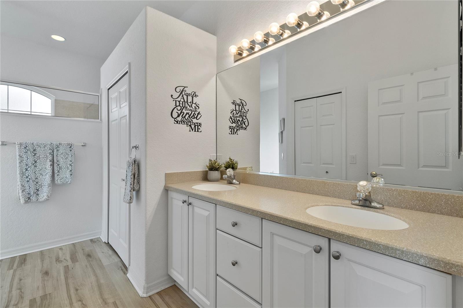 24648 BUCKINGHAM WAY, PORT CHARLOTTE, FL, 33980