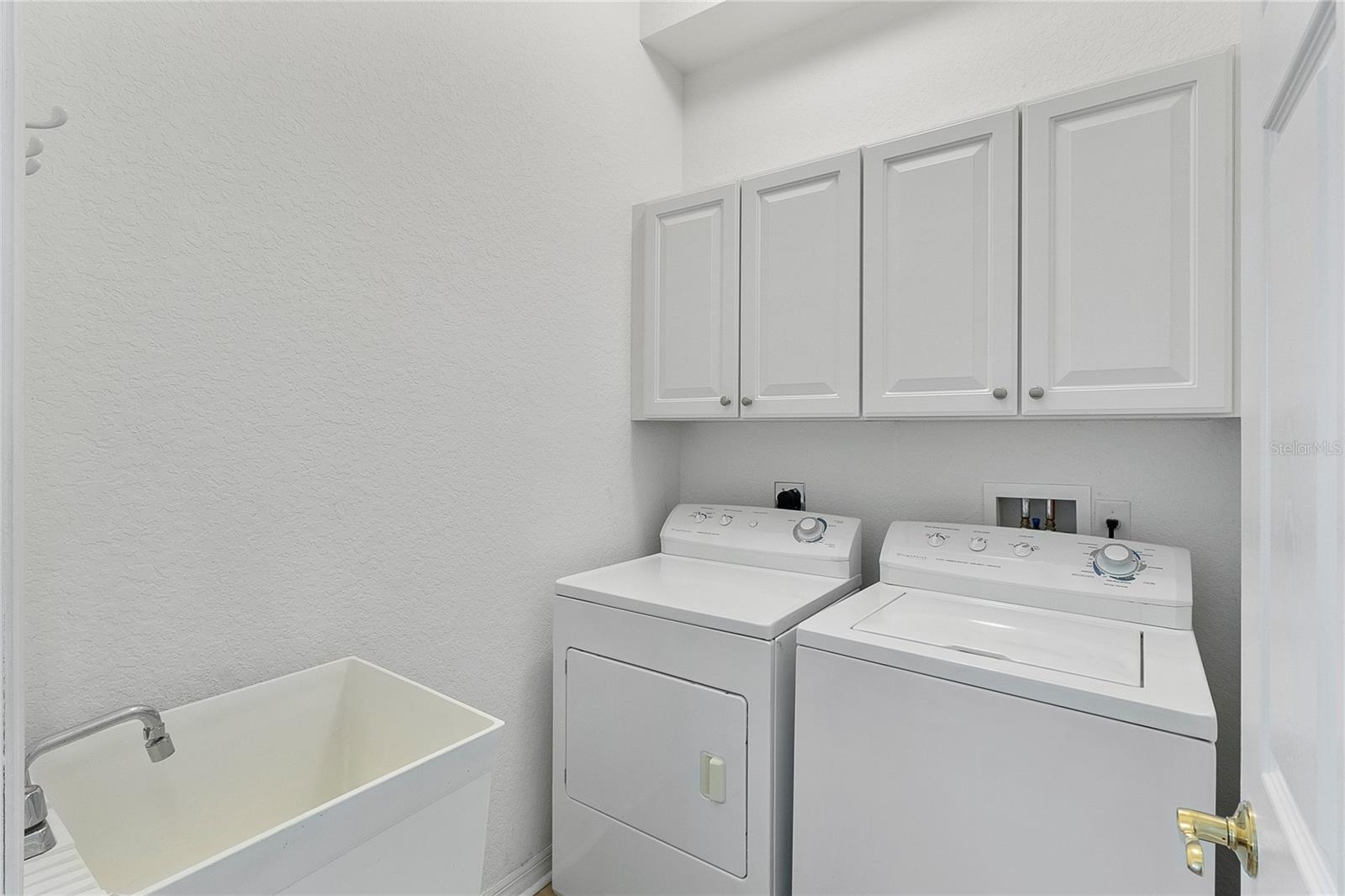 24648 BUCKINGHAM WAY, PORT CHARLOTTE, FL, 33980