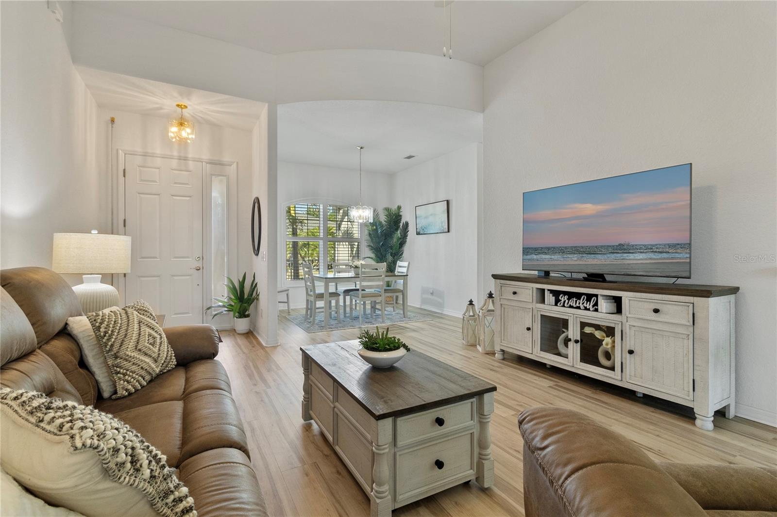 24648 BUCKINGHAM WAY, PORT CHARLOTTE, FL, 33980