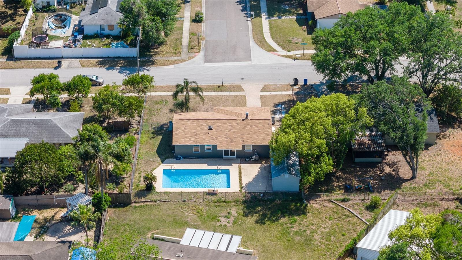 2104 VALLEYBROOK AVE, VALRICO, FL, 33594