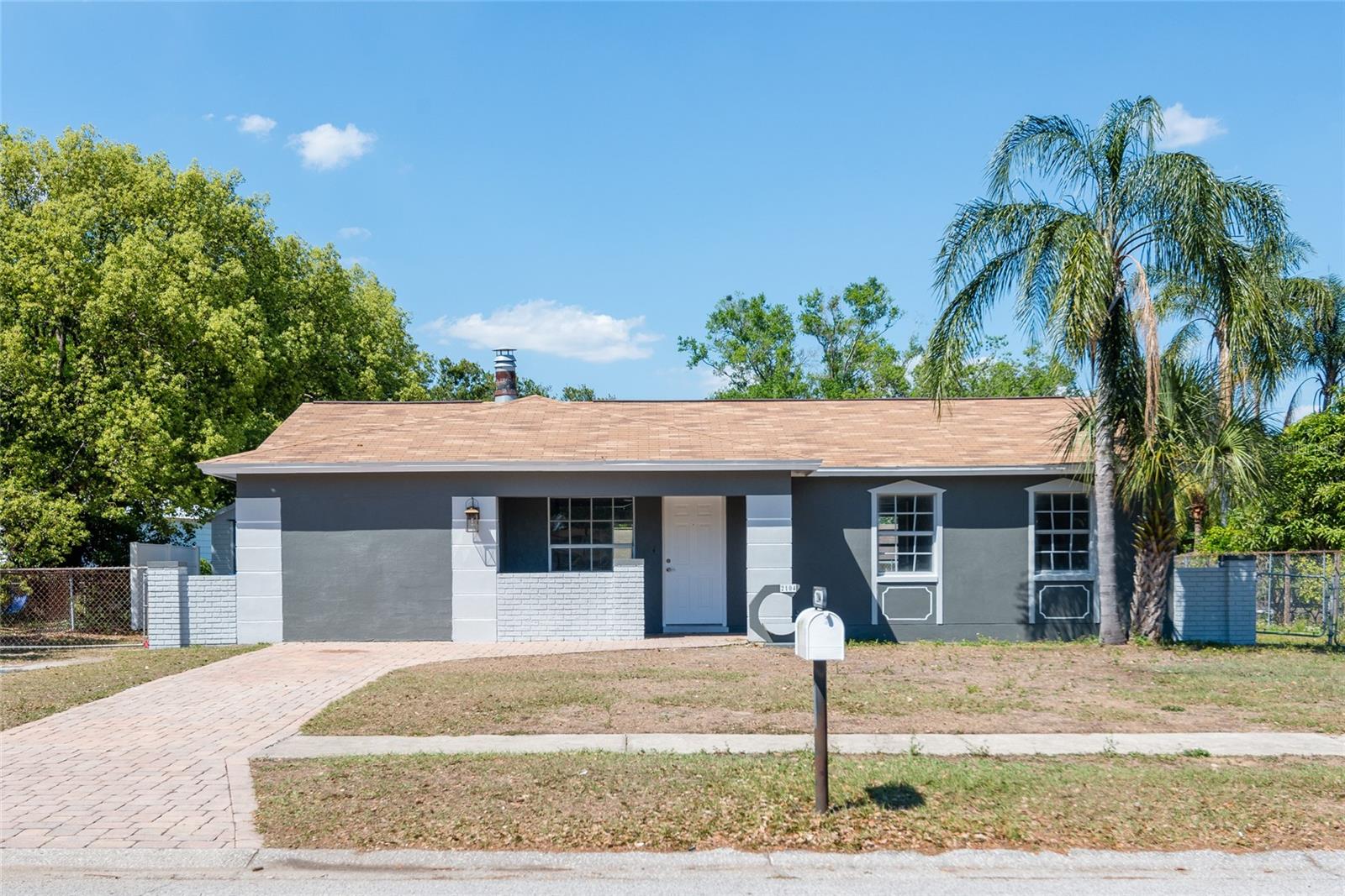 2104 VALLEYBROOK AVE, VALRICO, FL, 33594