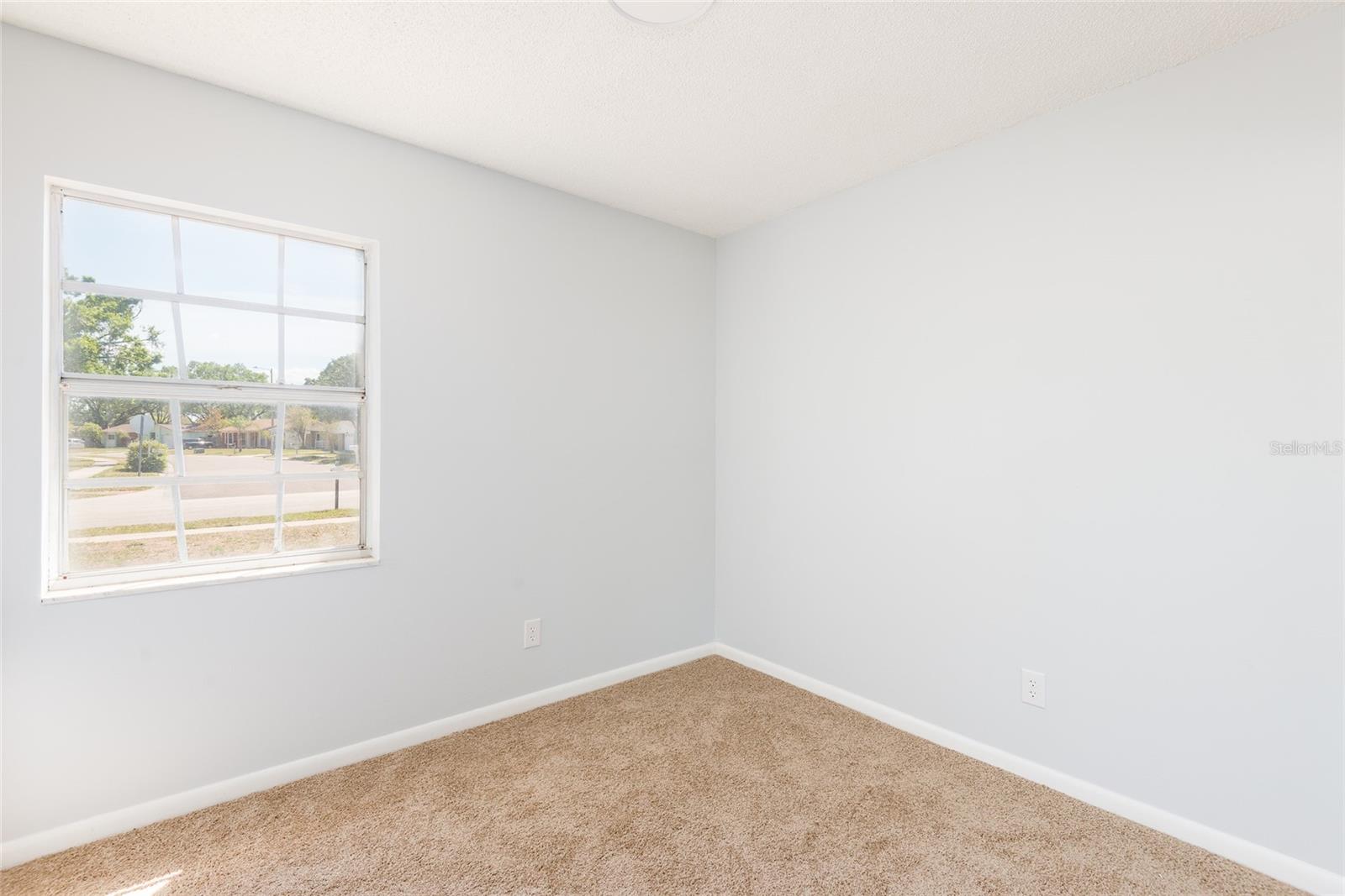2104 VALLEYBROOK AVE, VALRICO, FL, 33594
