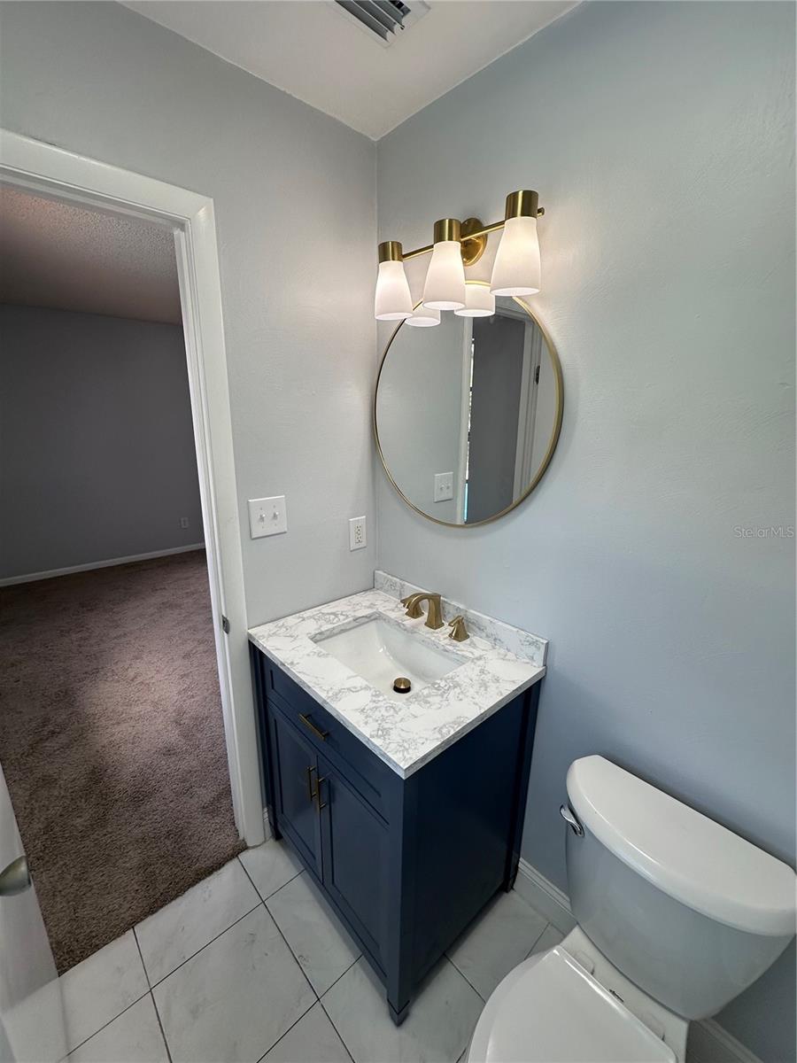 2104 VALLEYBROOK AVE, VALRICO, FL, 33594