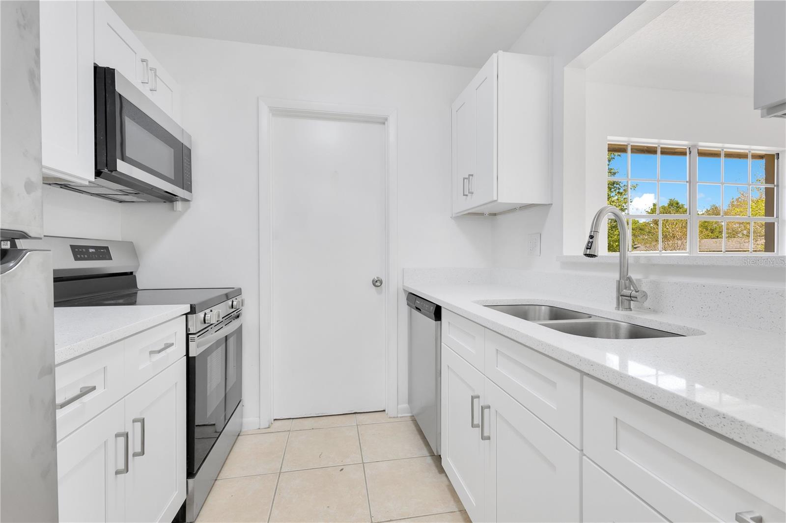 229 MARION OAKS LN, OCALA, FL, 34473