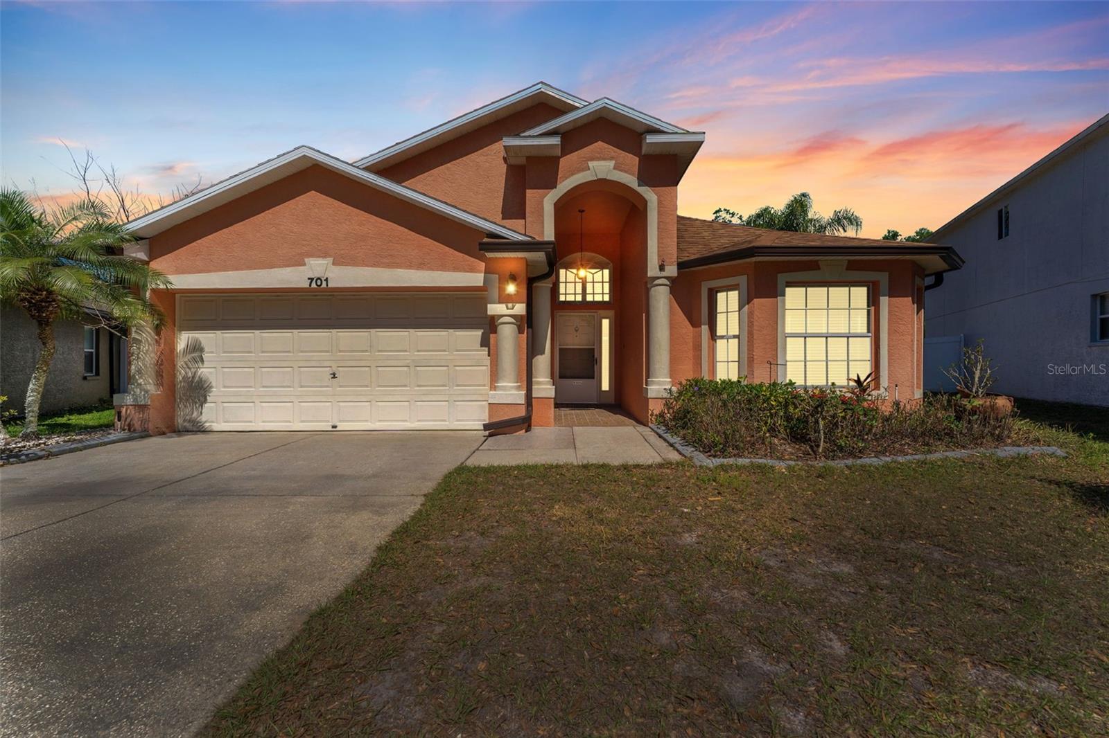 701 SOMERSTONE DR, VALRICO, FL, 33594