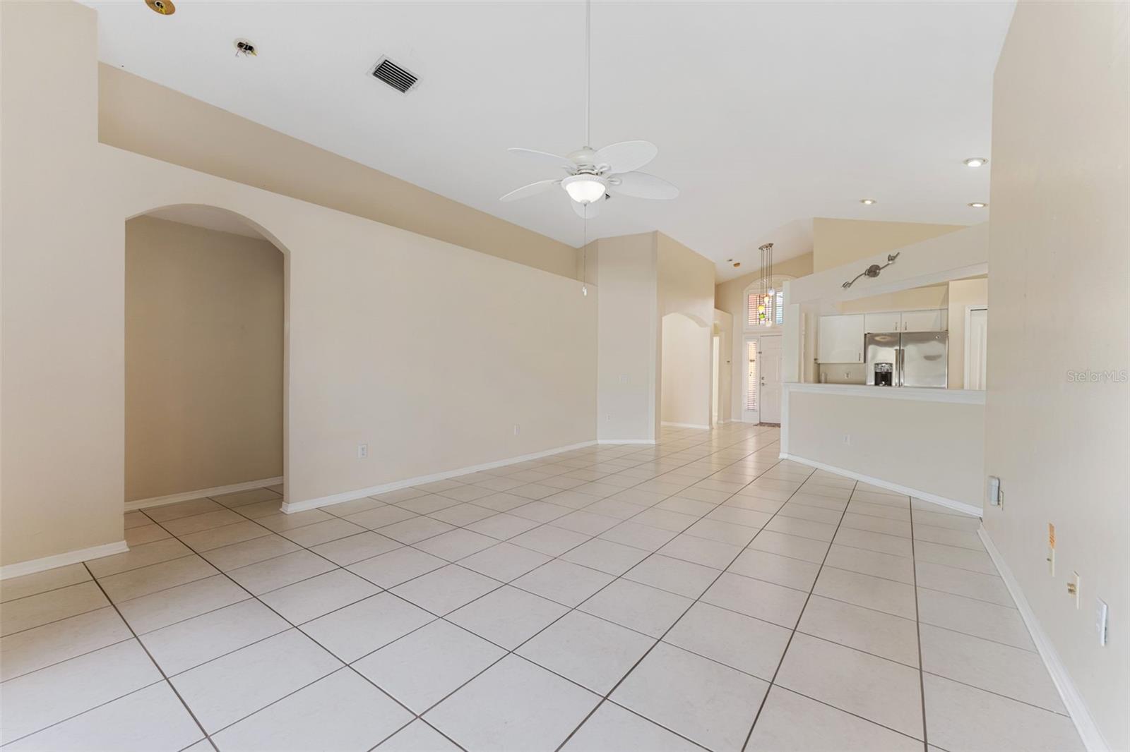 701 SOMERSTONE DR, VALRICO, FL, 33594