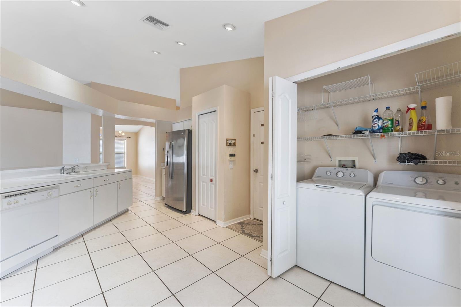 701 SOMERSTONE DR, VALRICO, FL, 33594