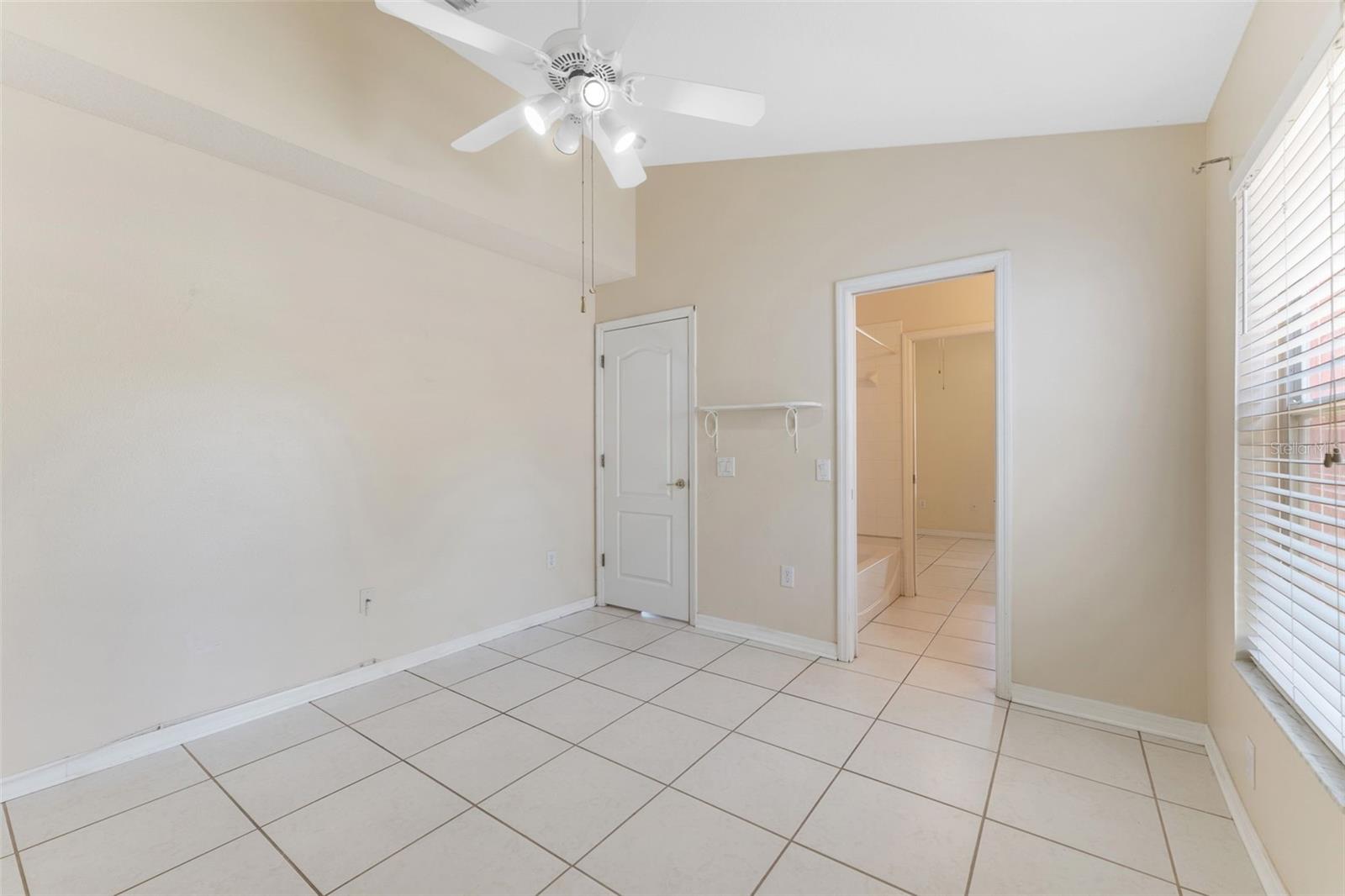 701 SOMERSTONE DR, VALRICO, FL, 33594