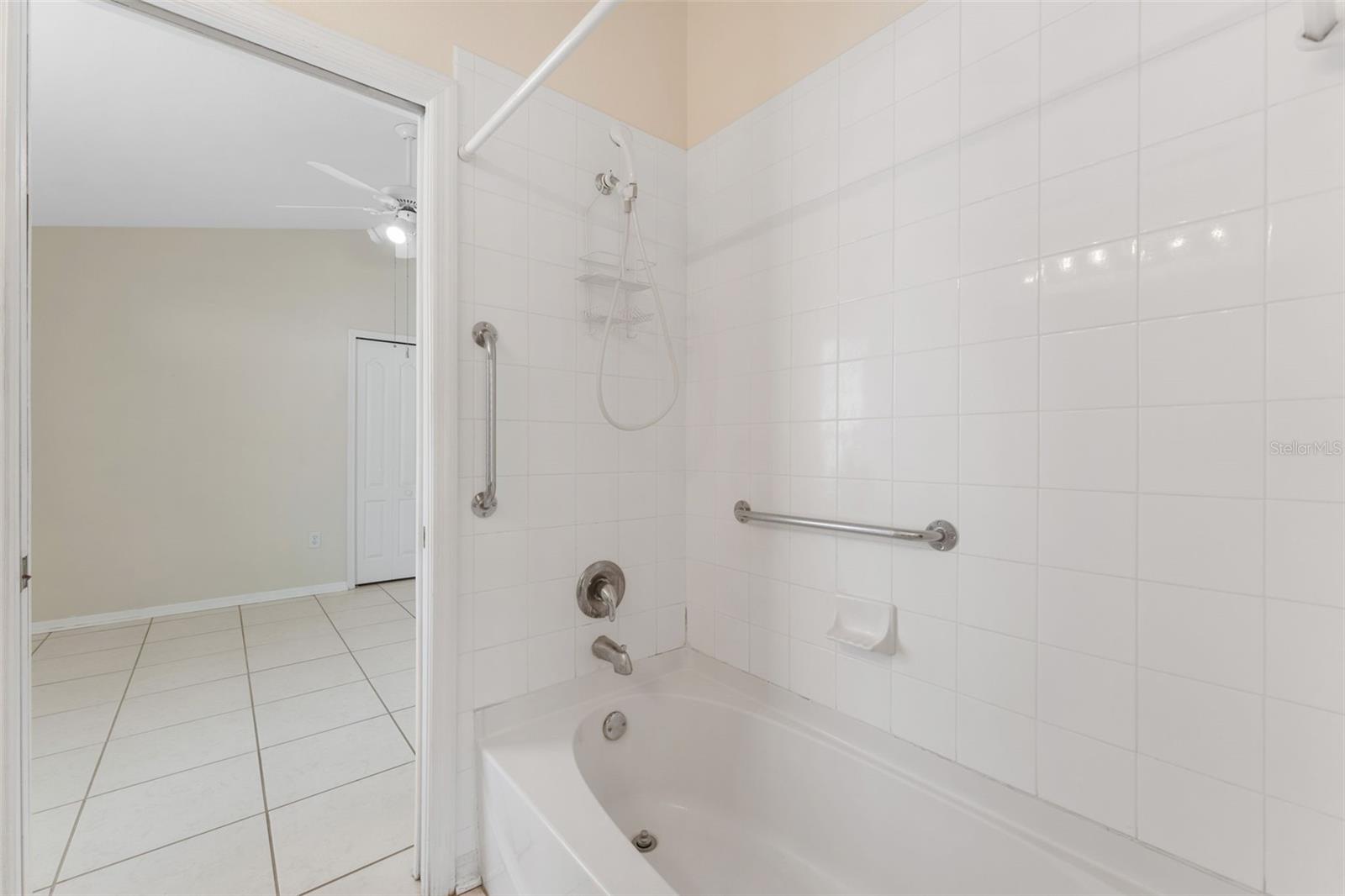701 SOMERSTONE DR, VALRICO, FL, 33594