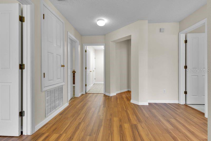 1037 SAILING BAY DR, CLERMONT, FL, 34711