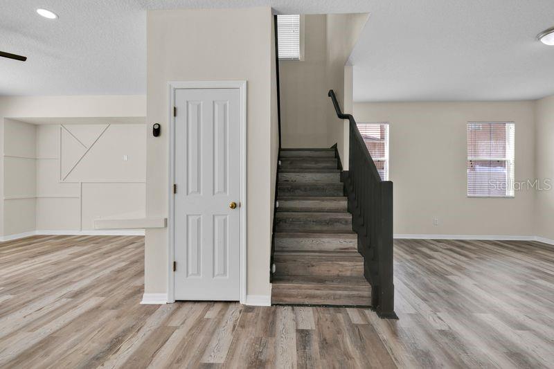 1037 SAILING BAY DR, CLERMONT, FL, 34711