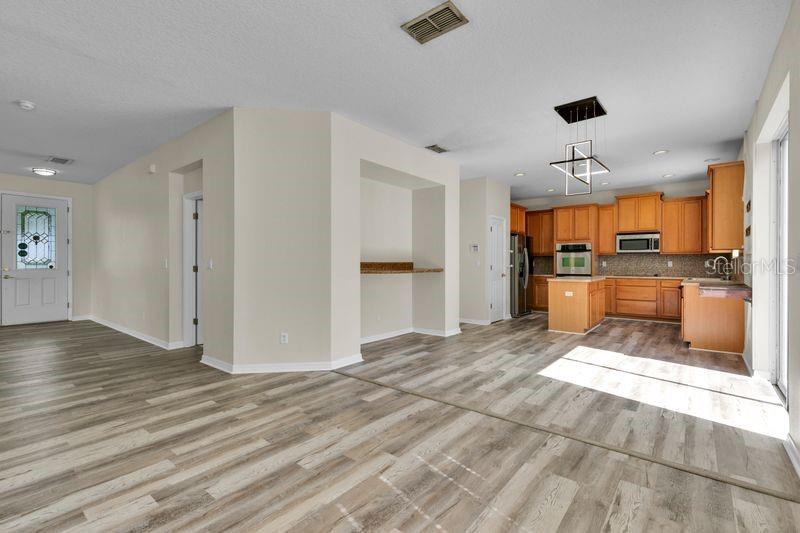 1037 SAILING BAY DR, CLERMONT, FL, 34711