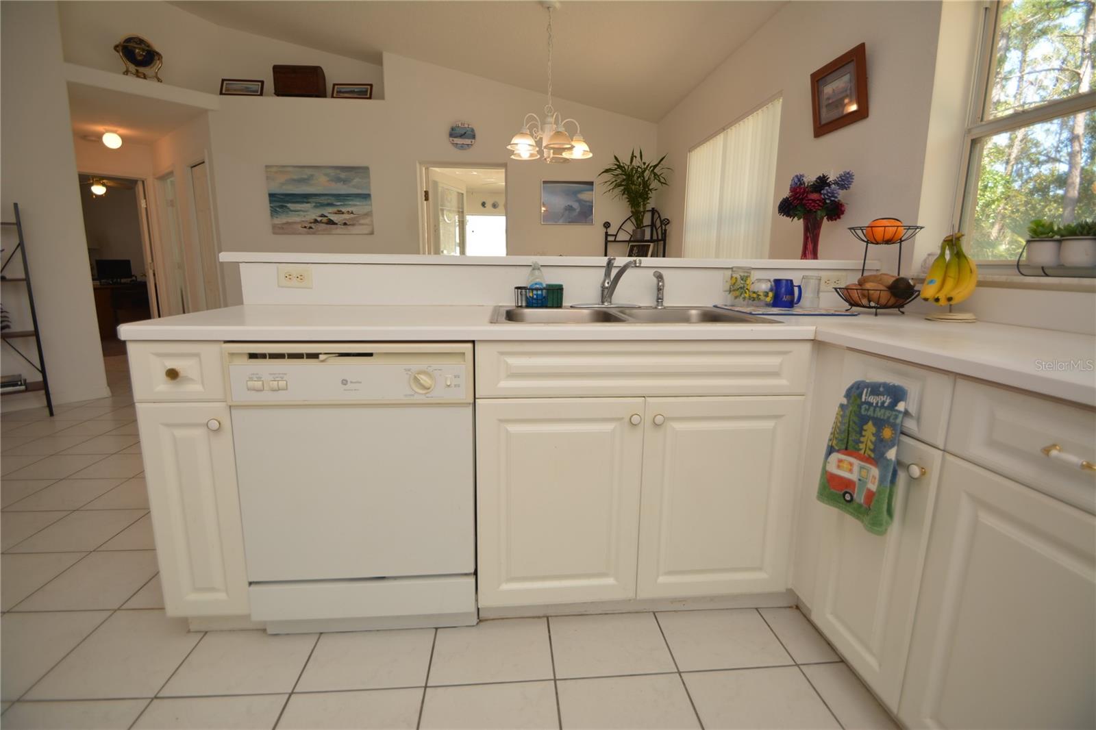 18 WHISPERING PINE DR, PALM COAST, FL, 32164
