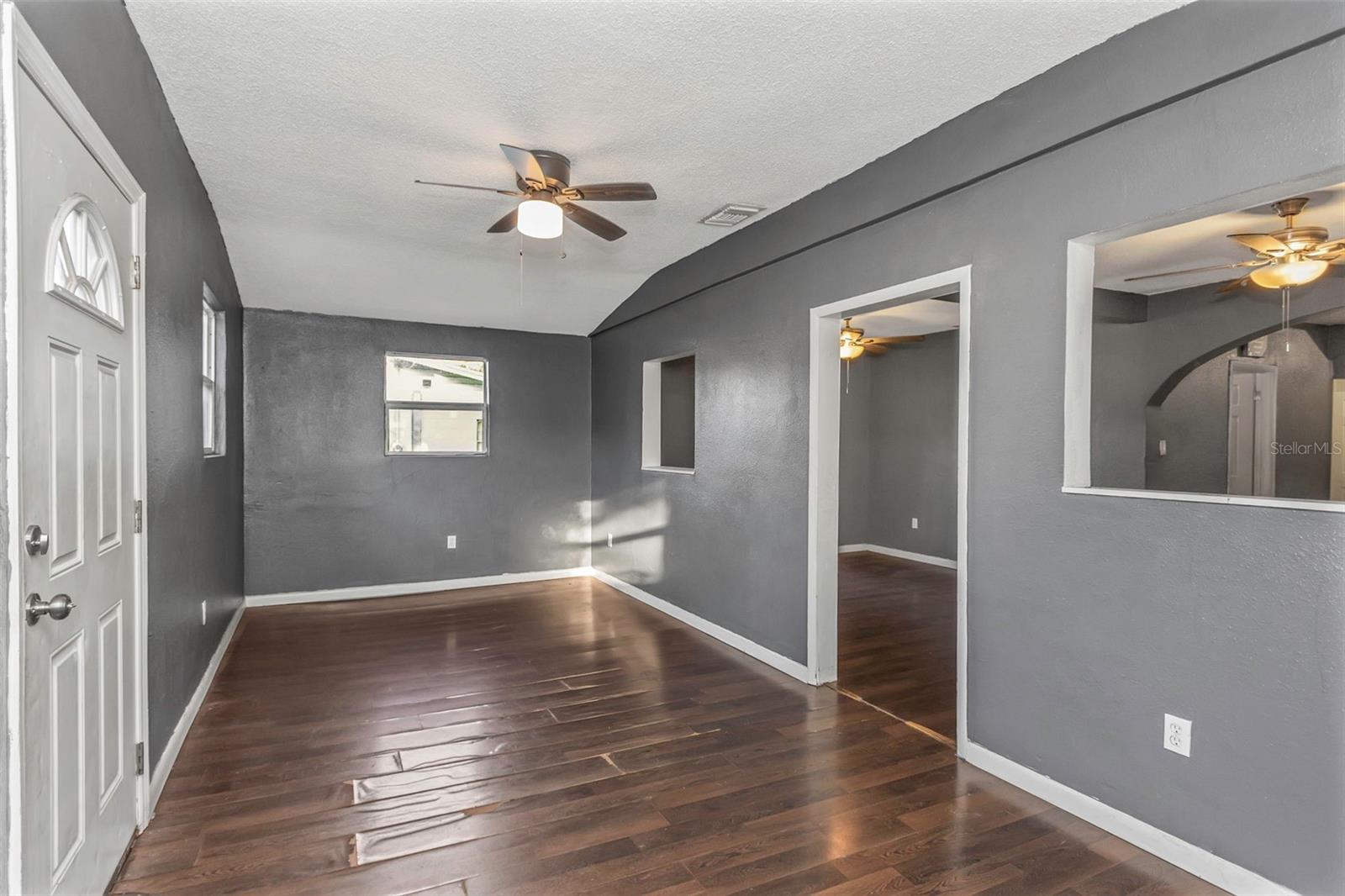 906 JURGENS ST, CLEARWATER, FL, 33755