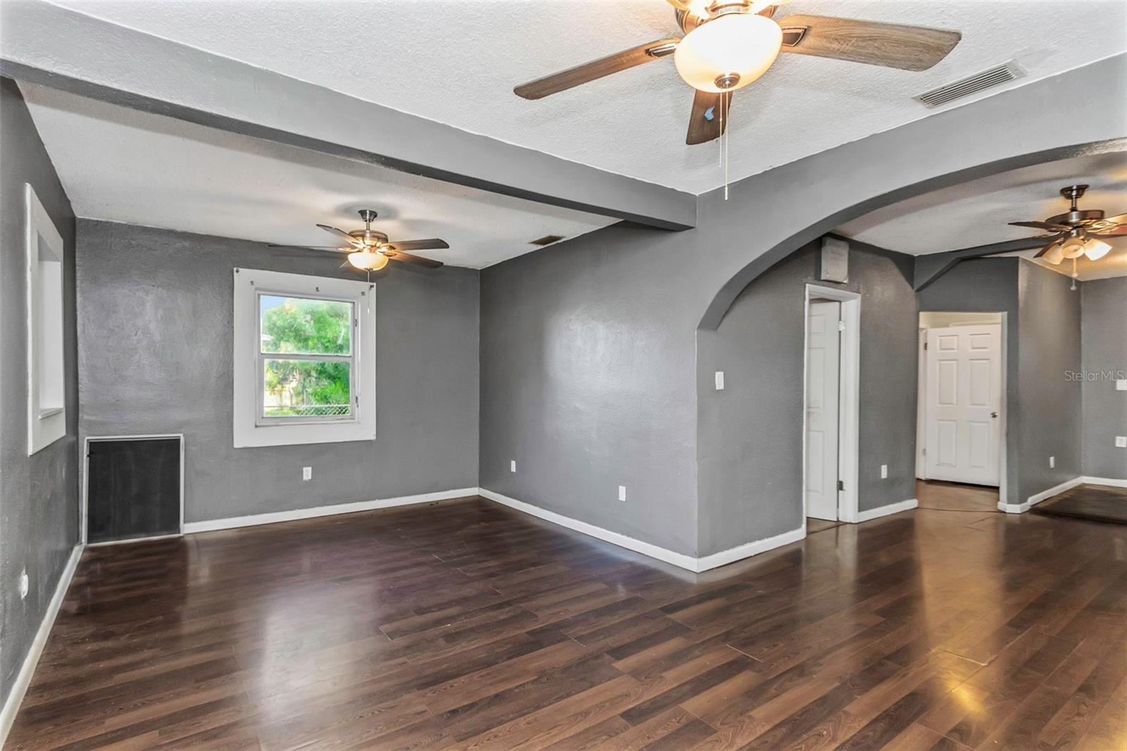906 JURGENS ST, CLEARWATER, FL, 33755