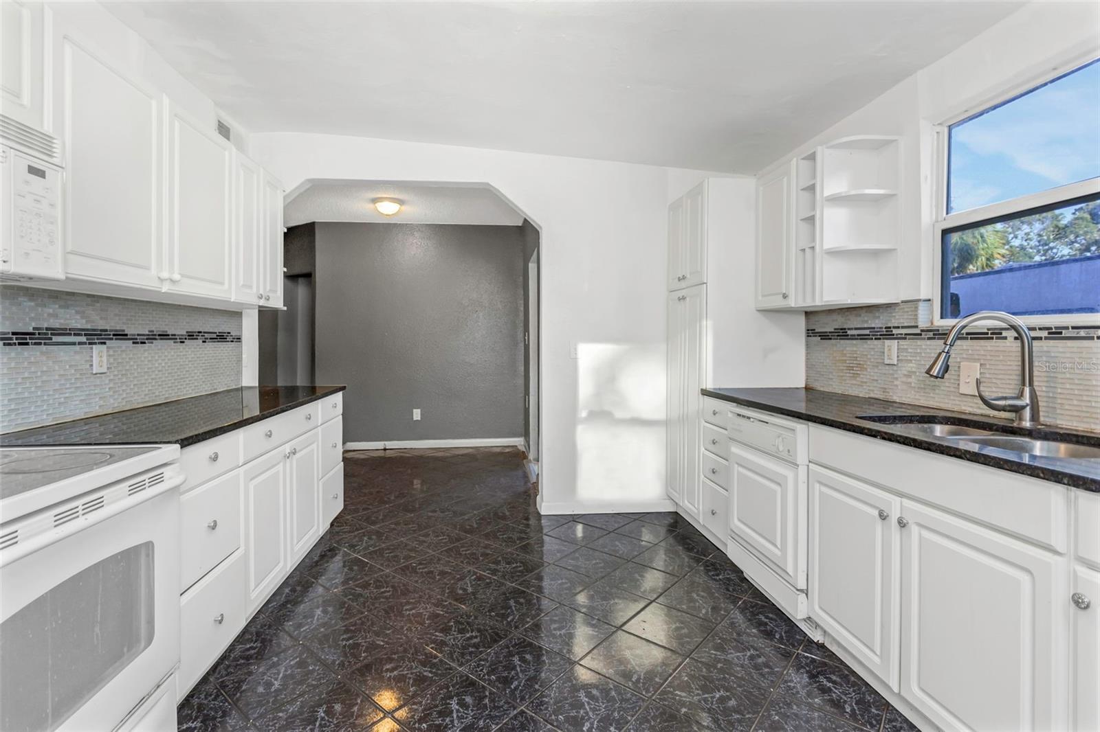 906 JURGENS ST, CLEARWATER, FL, 33755