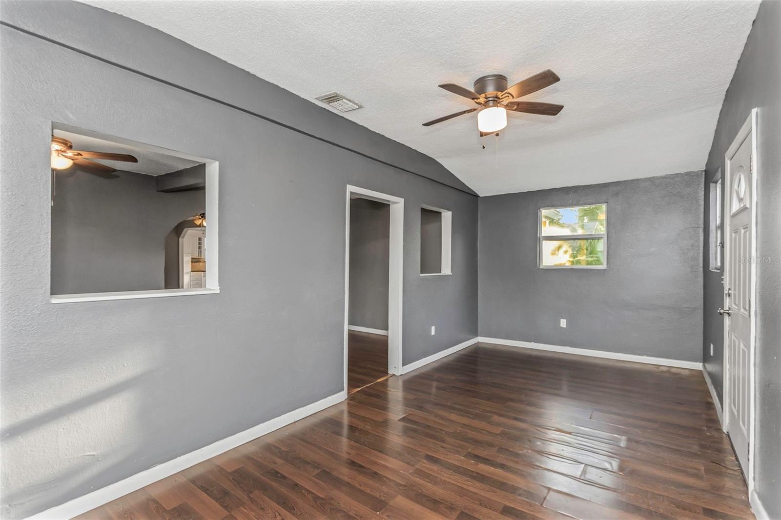 906 JURGENS ST, CLEARWATER, FL, 33755