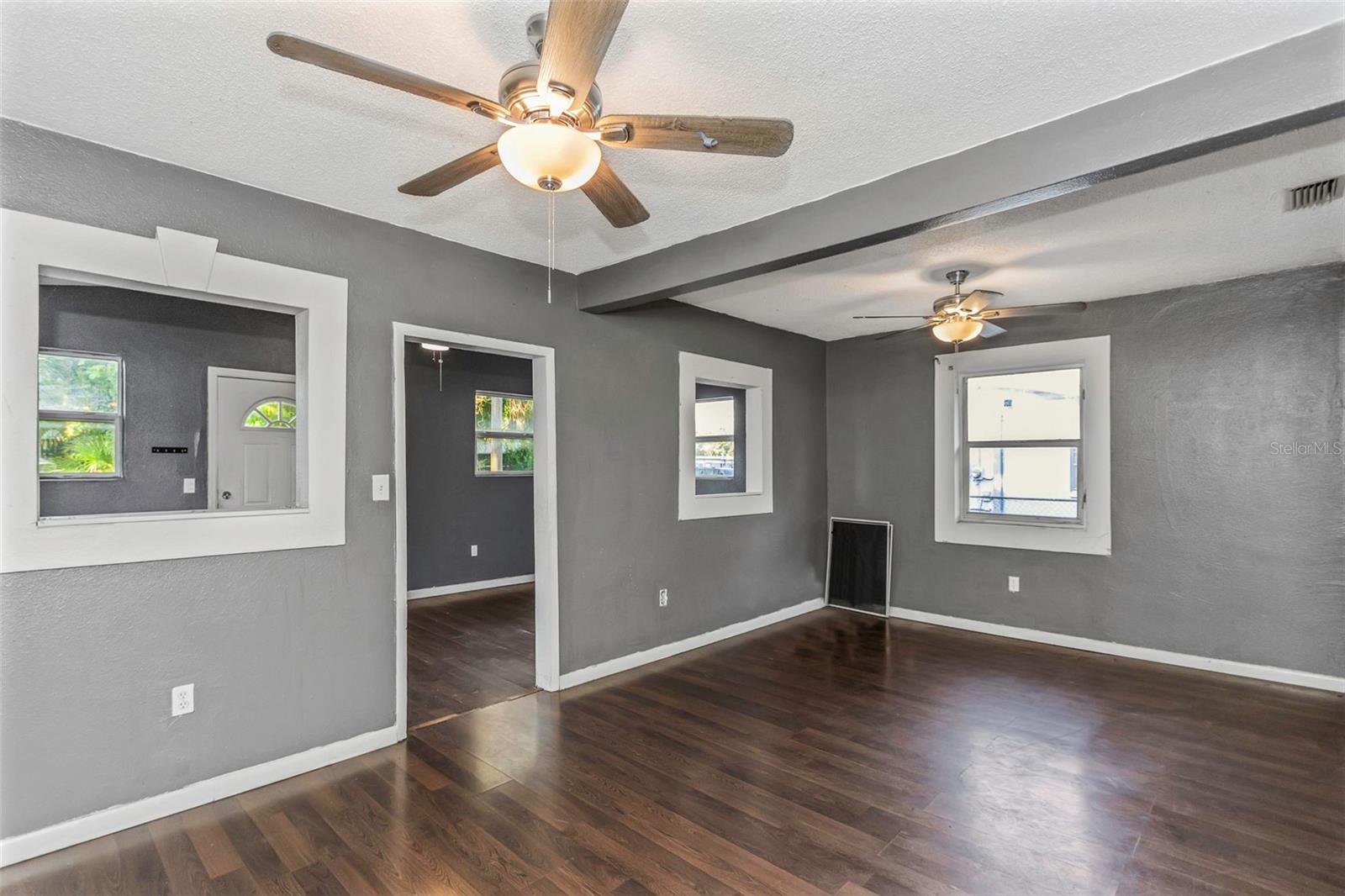 906 JURGENS ST, CLEARWATER, FL, 33755