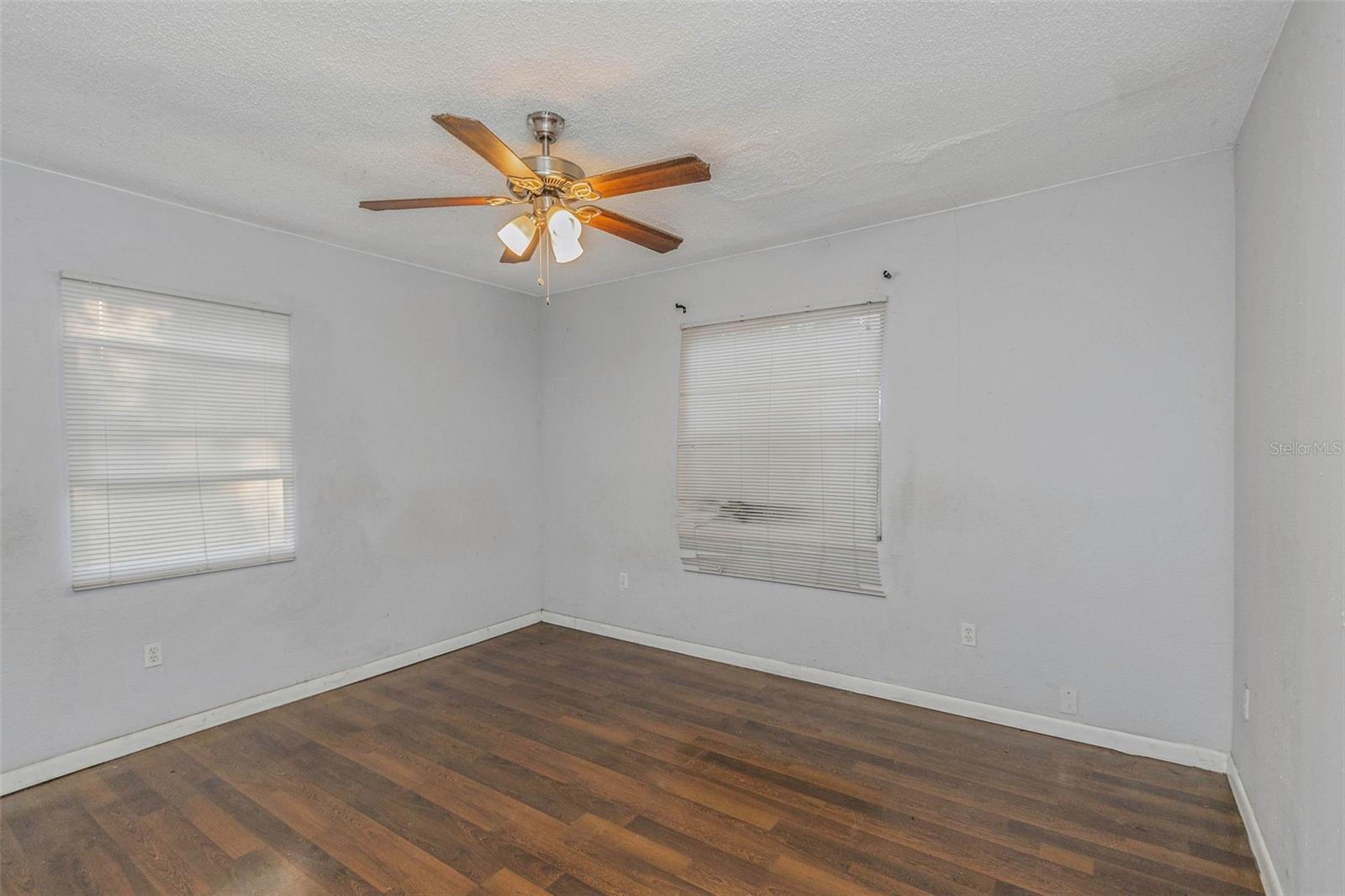 906 JURGENS ST, CLEARWATER, FL, 33755