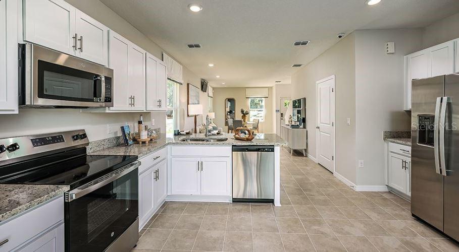 3133 SKYLINE LOOP, KISSIMMEE, FL, 34758