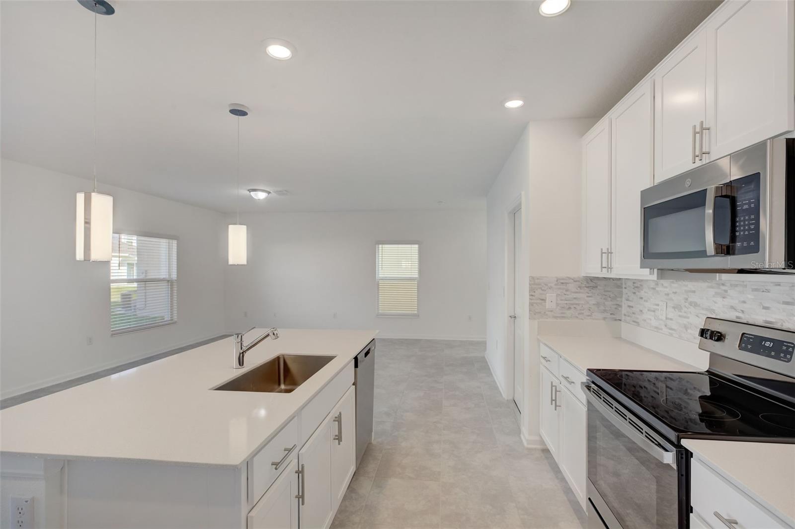 633 TROTTERS DR, EAGLE LAKE, FL, 33839