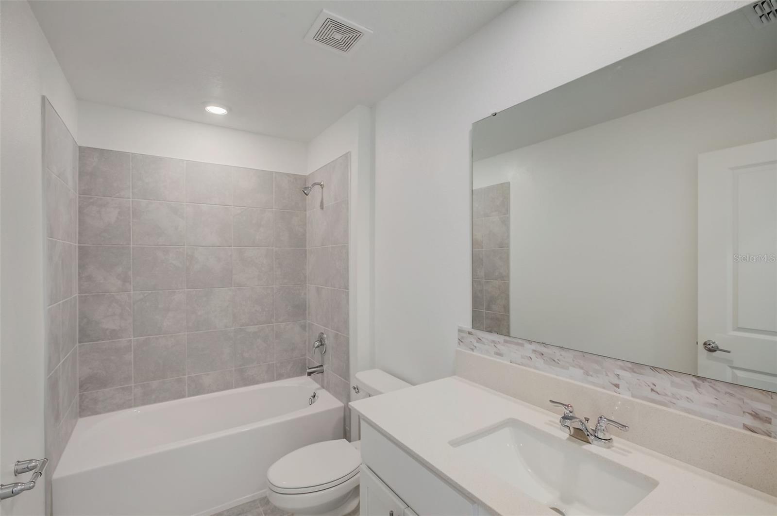 633 TROTTERS DR, EAGLE LAKE, FL, 33839