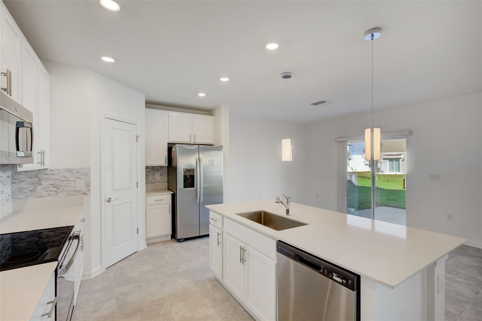 633 TROTTERS DR, EAGLE LAKE, FL, 33839