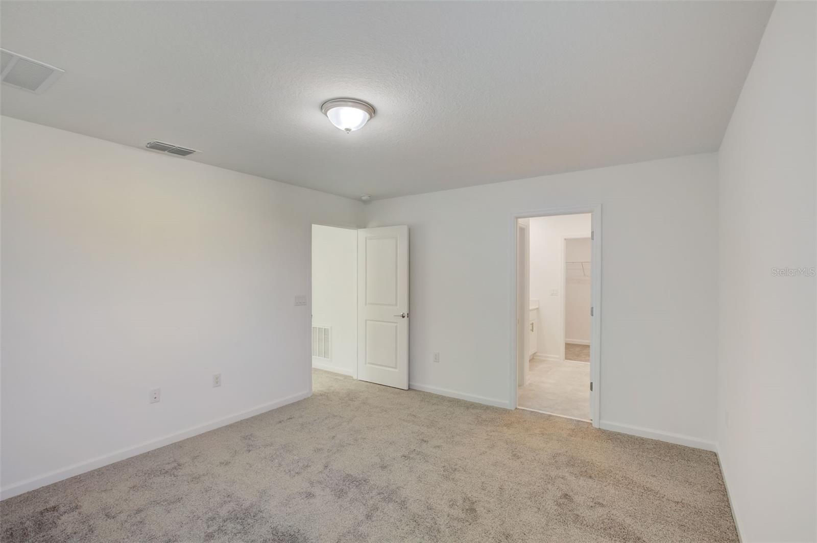 633 TROTTERS DR, EAGLE LAKE, FL, 33839