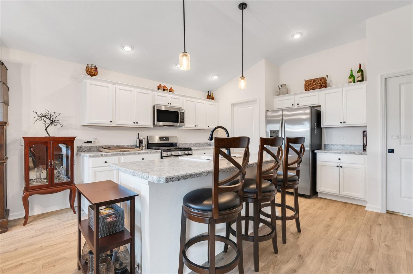 2775 NAVY HILL CIR, THE VILLAGES, FL, 32163