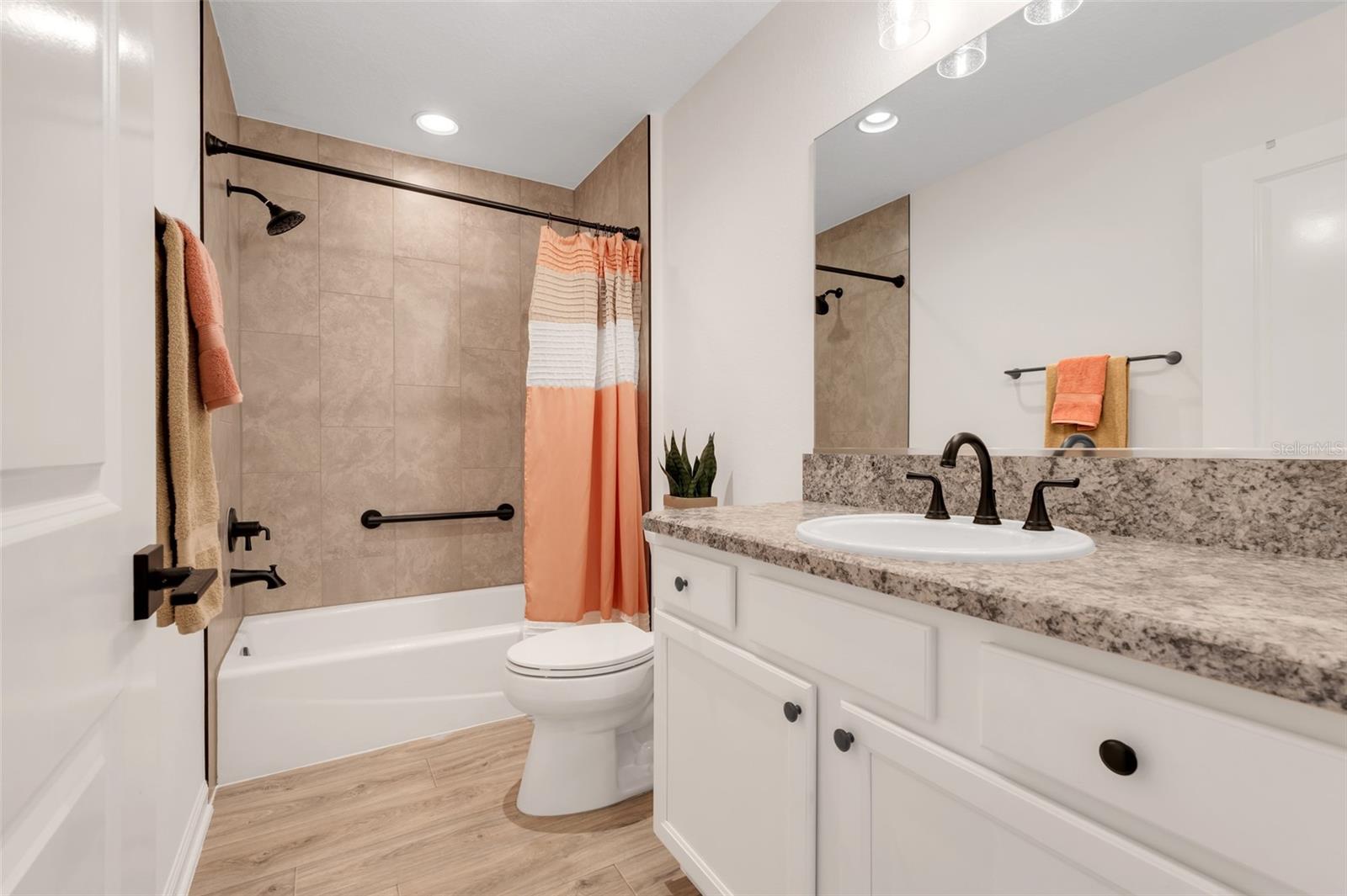 2775 NAVY HILL CIR, THE VILLAGES, FL, 32163