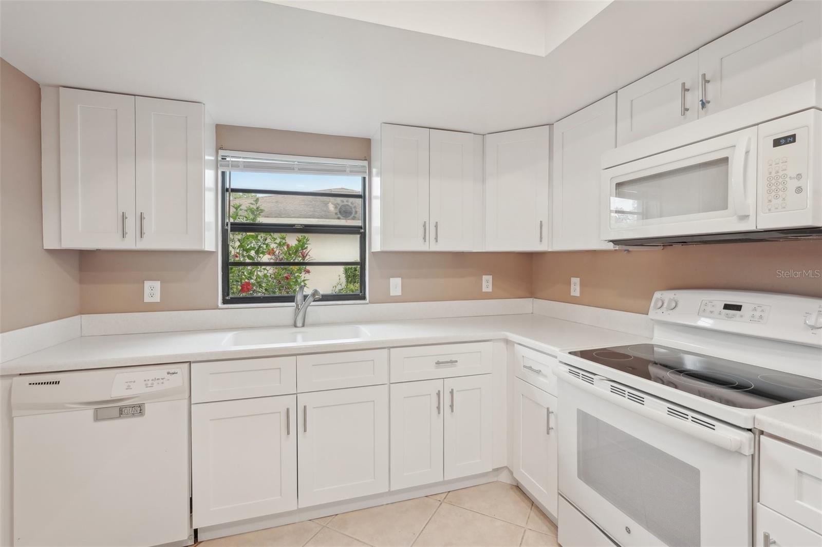 2529 LANCASTER DR, SUN CITY CENTER, FL, 33573