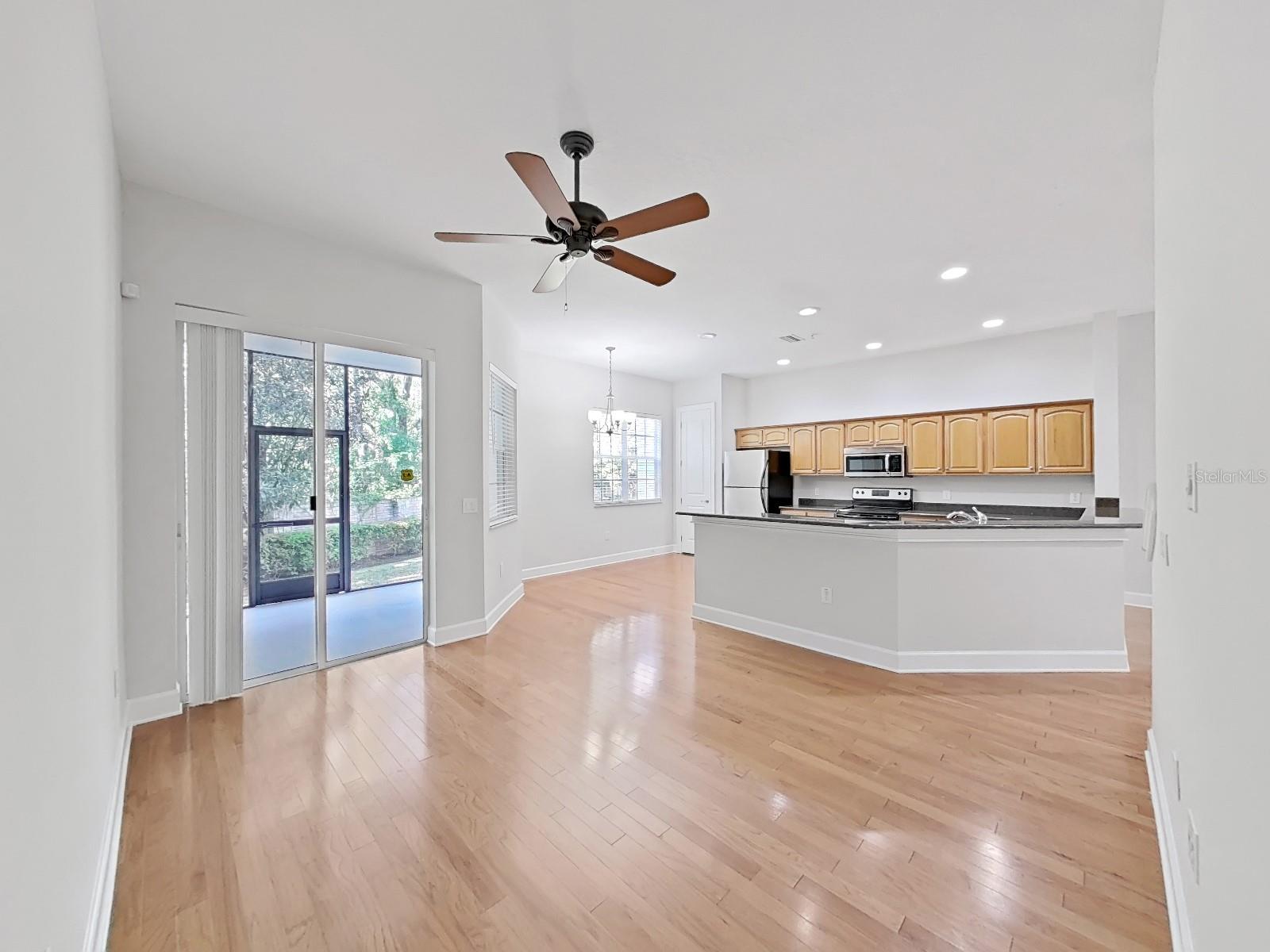8407 COSTA BELLA WAY, TEMPLE TERRACE, FL, 33637