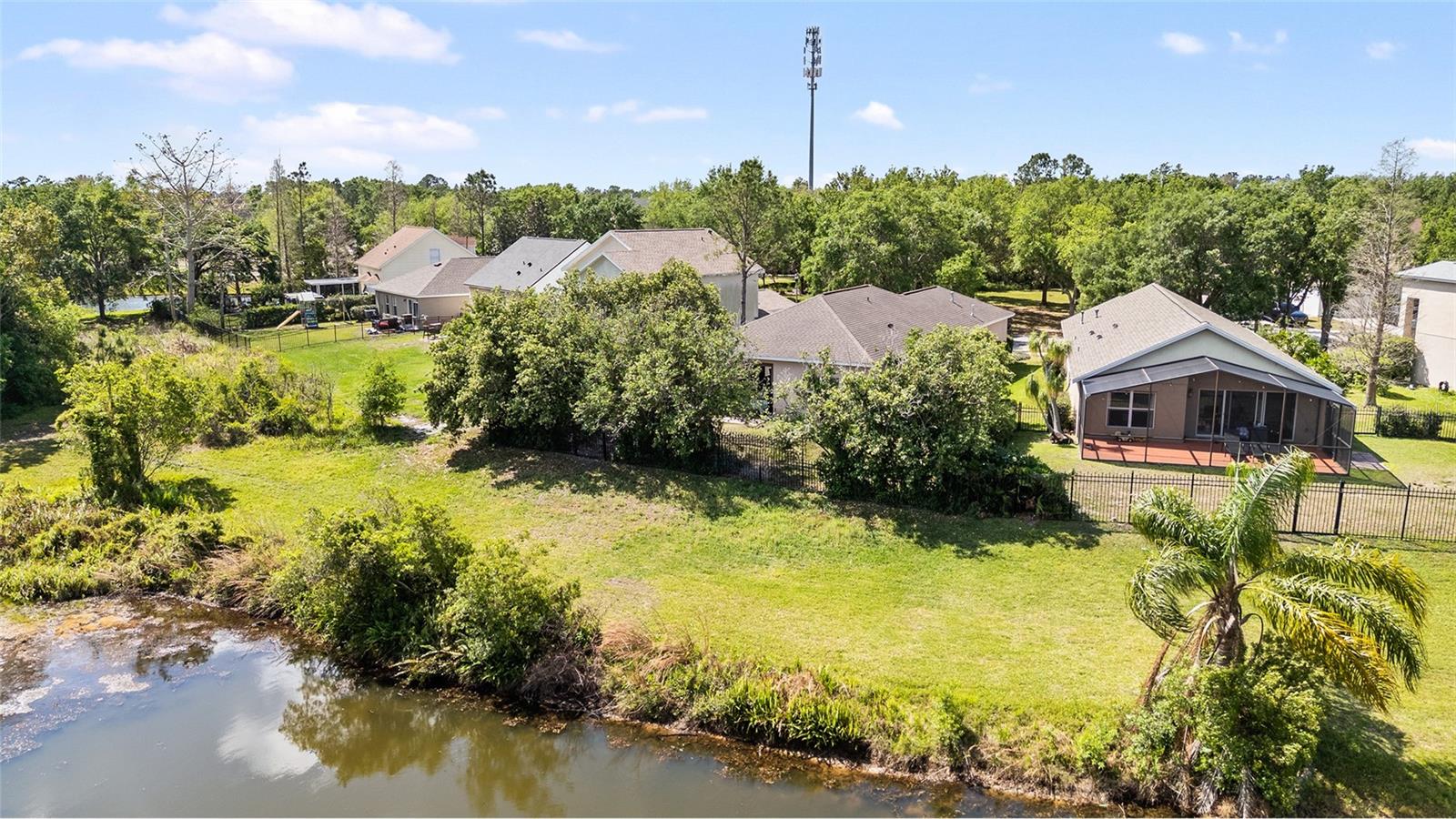 5914 WRENWATER DR, LITHIA, FL, 33547