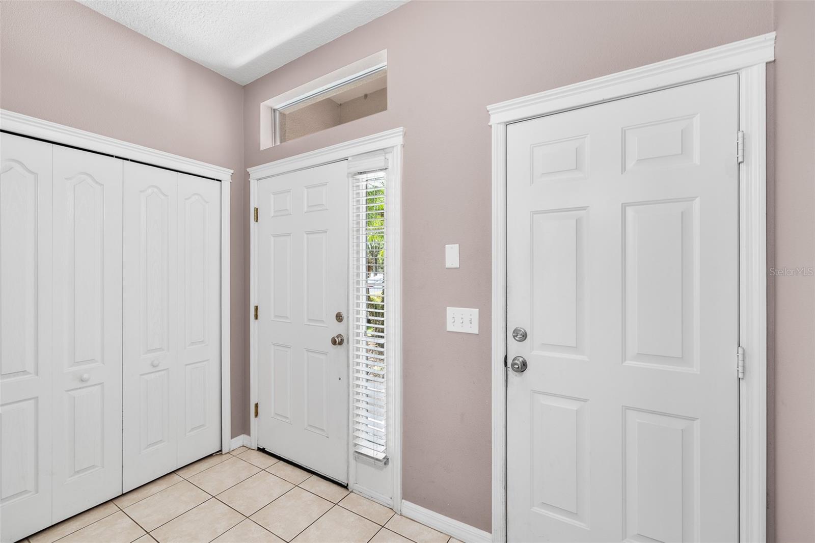 5914 WRENWATER DR, LITHIA, FL, 33547