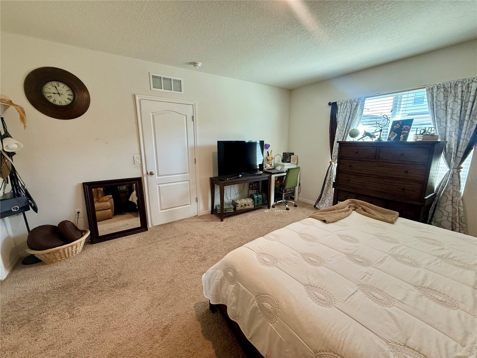 3589 FORSTER AVE, LEESBURG, FL, 34748