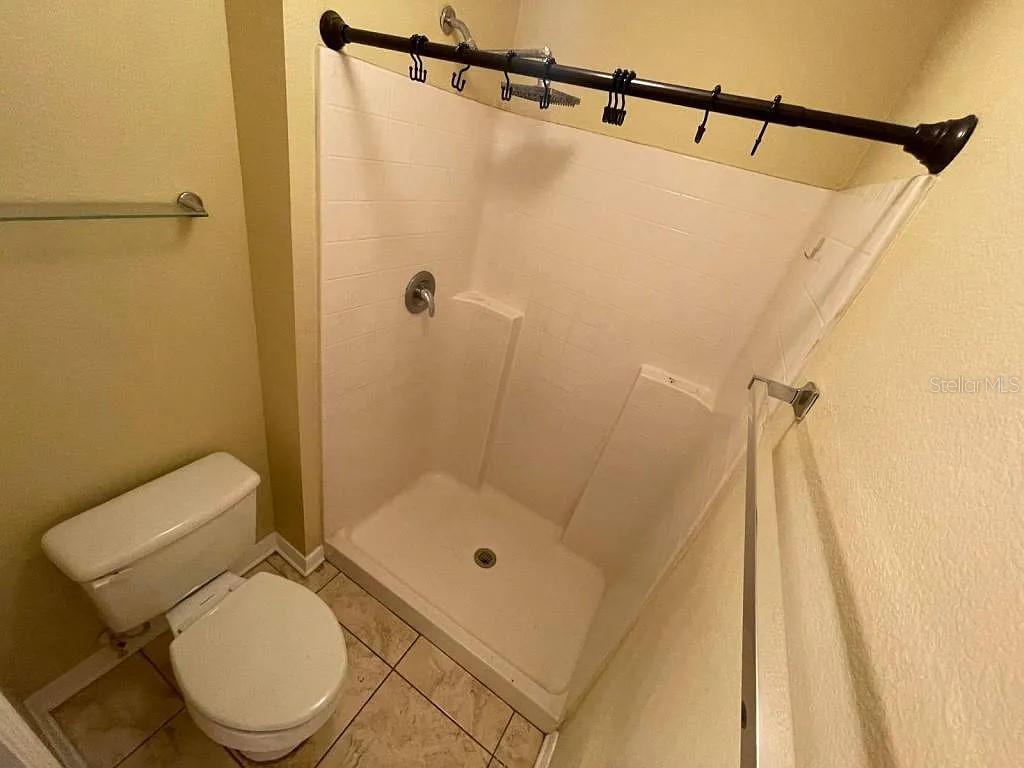 909 DERBYSHIRE DR, KISSIMMEE, FL, 34758