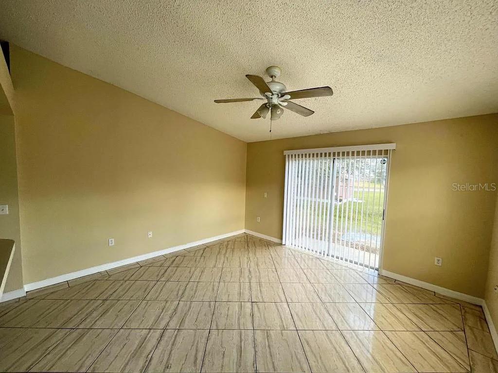 909 DERBYSHIRE DR, KISSIMMEE, FL, 34758