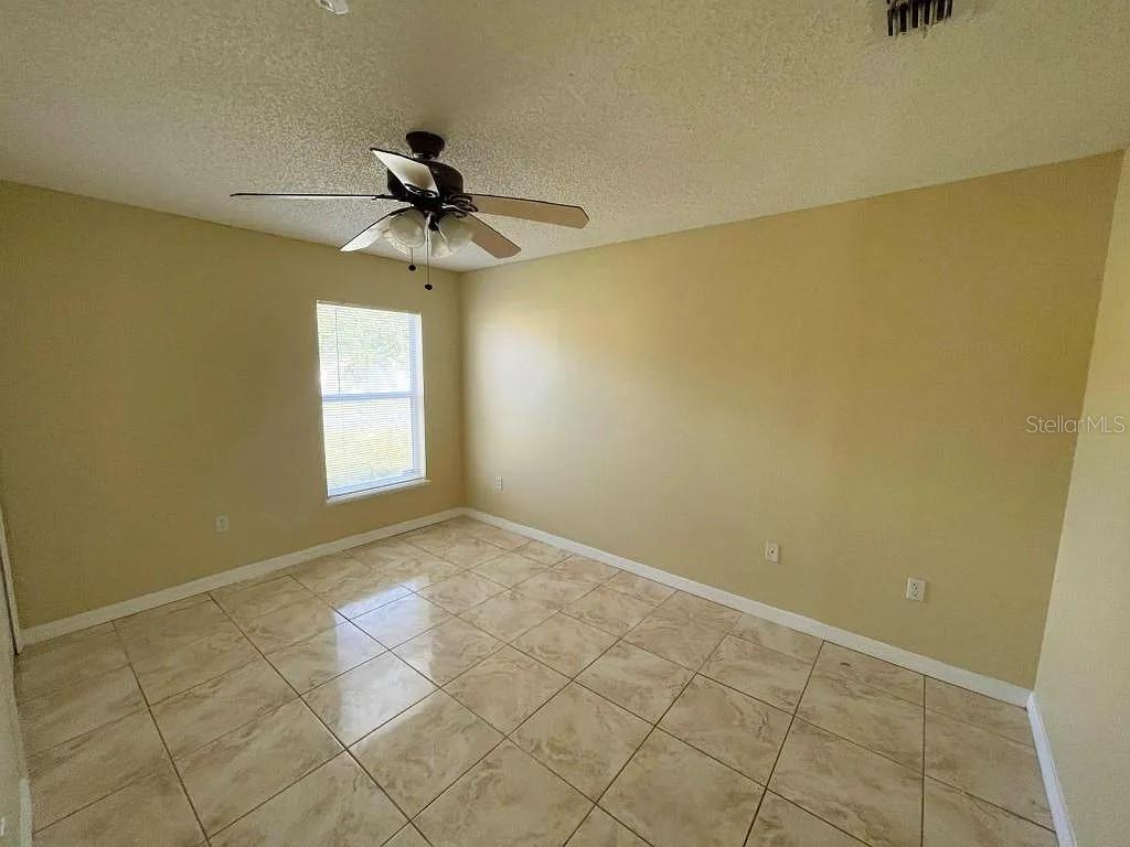 909 DERBYSHIRE DR, KISSIMMEE, FL, 34758