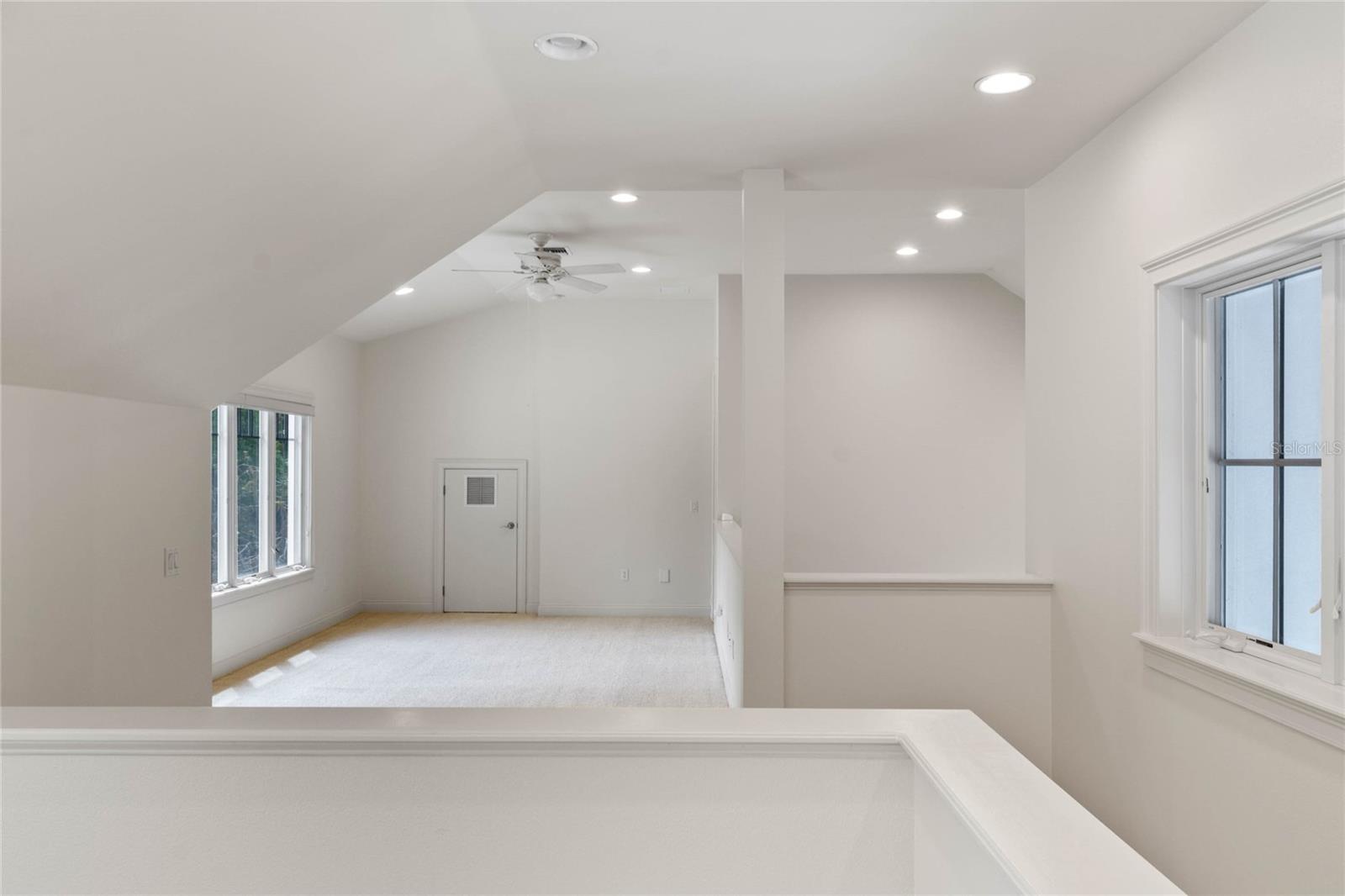 1417 OLYMPIA AVE, MOUNT DORA, FL, 32757