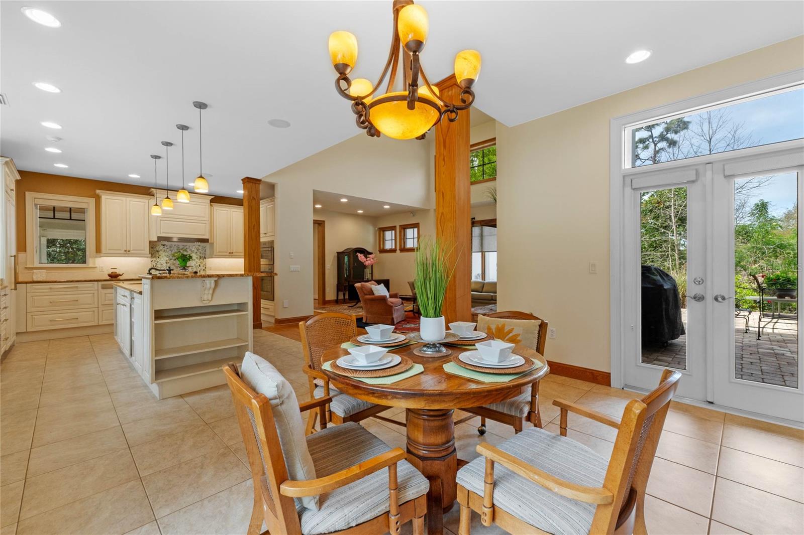 1417 OLYMPIA AVE, MOUNT DORA, FL, 32757