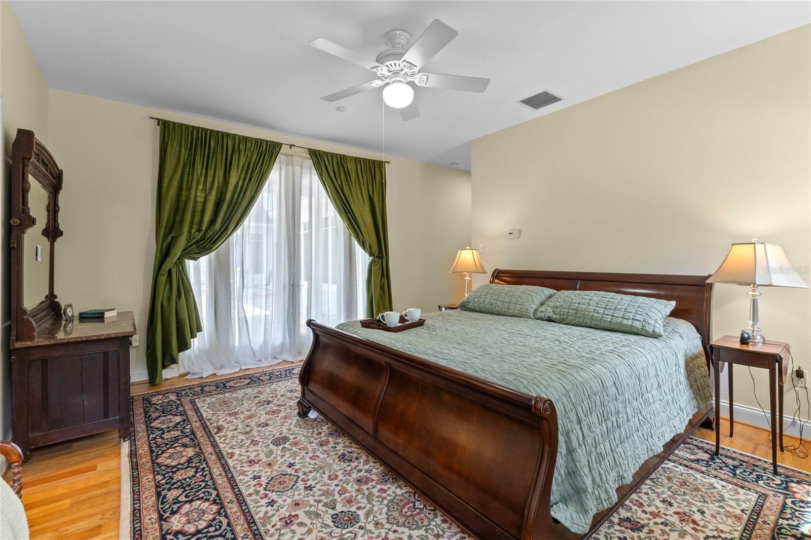 1417 OLYMPIA AVE, MOUNT DORA, FL, 32757