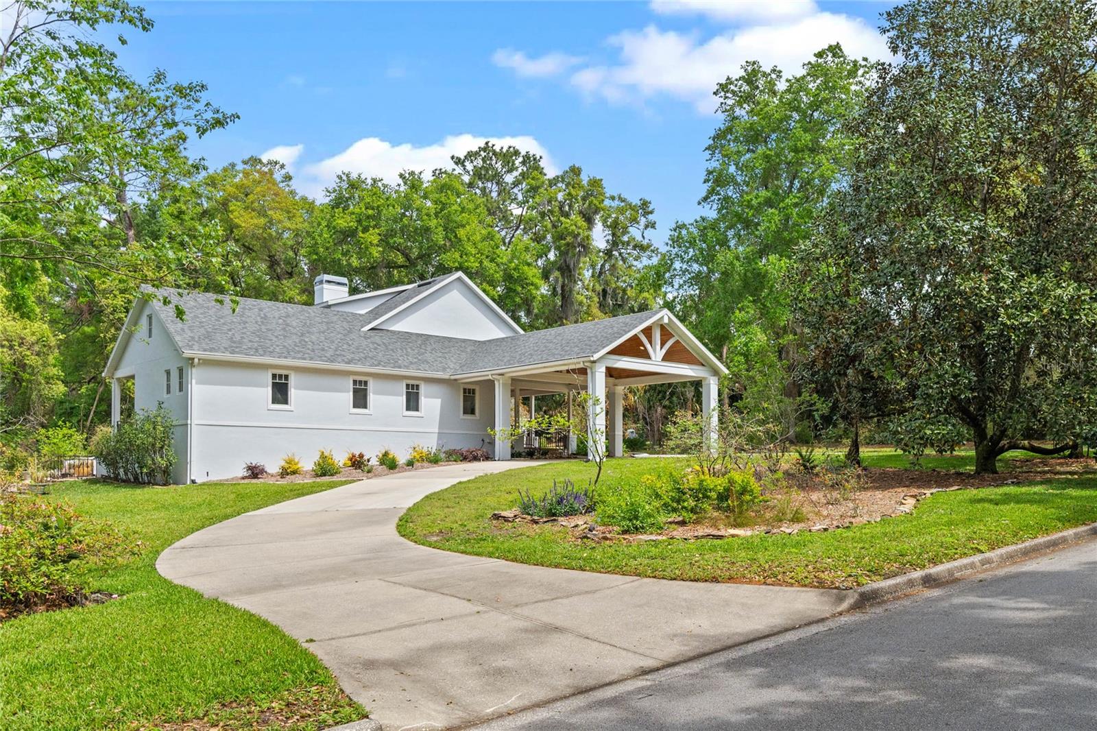 1417 OLYMPIA AVE, MOUNT DORA, FL, 32757