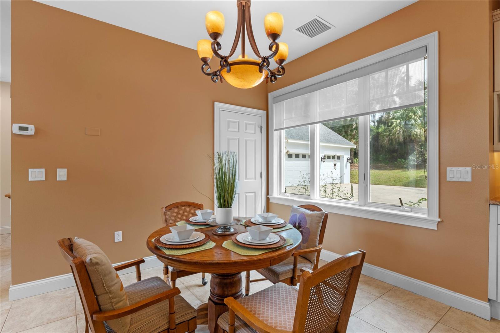 1417 OLYMPIA AVE, MOUNT DORA, FL, 32757