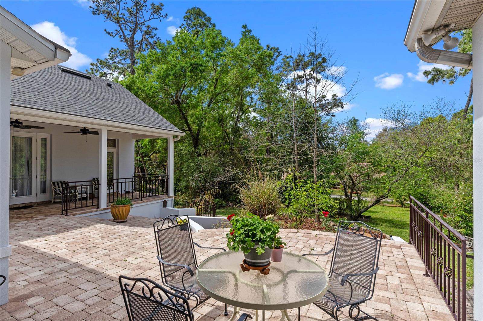 1417 OLYMPIA AVE, MOUNT DORA, FL, 32757