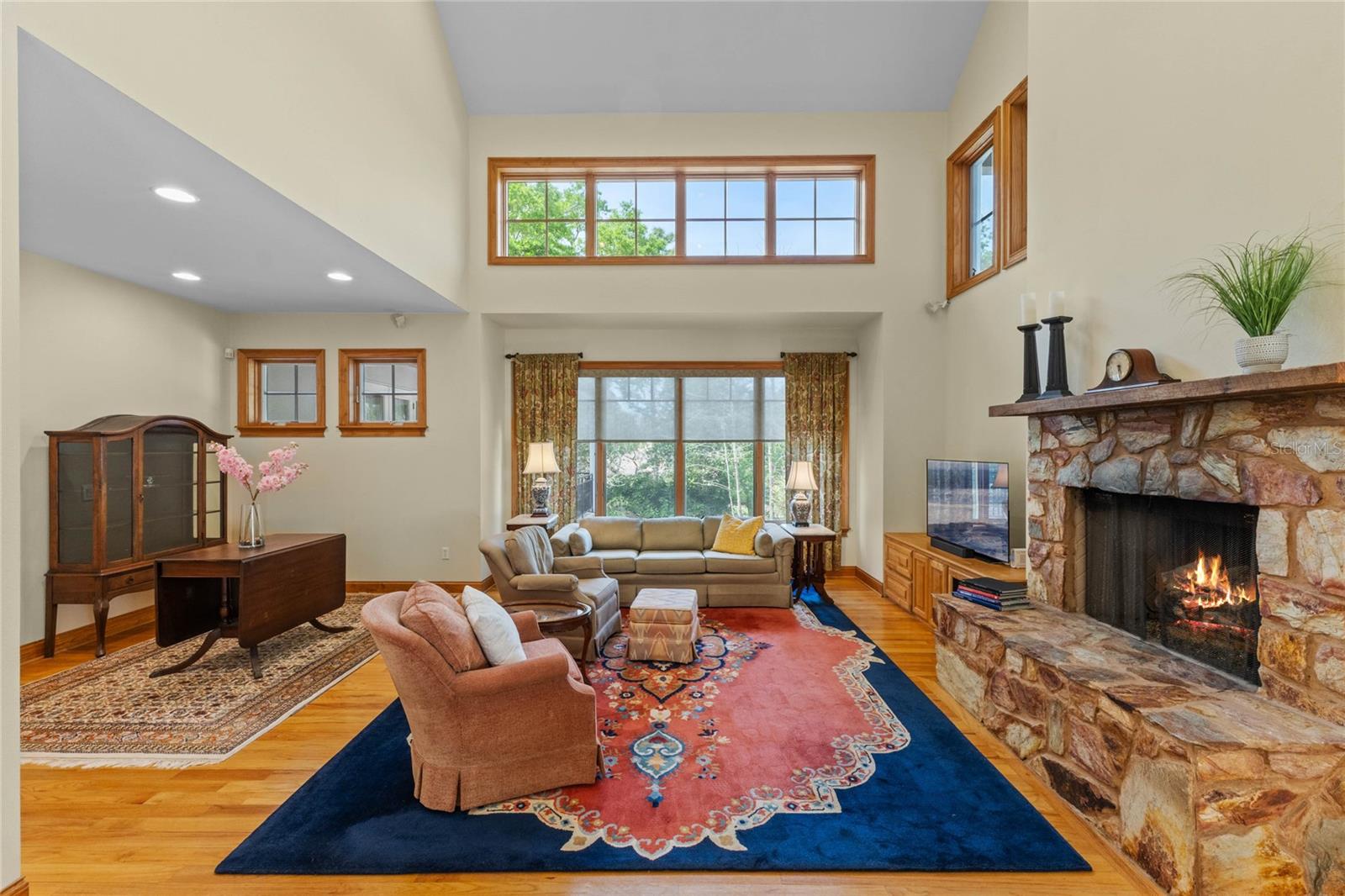 1417 OLYMPIA AVE, MOUNT DORA, FL, 32757