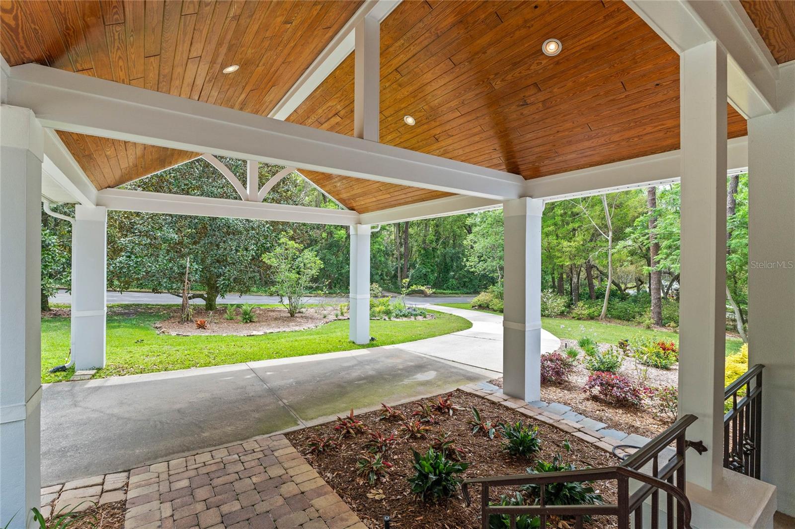 1417 OLYMPIA AVE, MOUNT DORA, FL, 32757