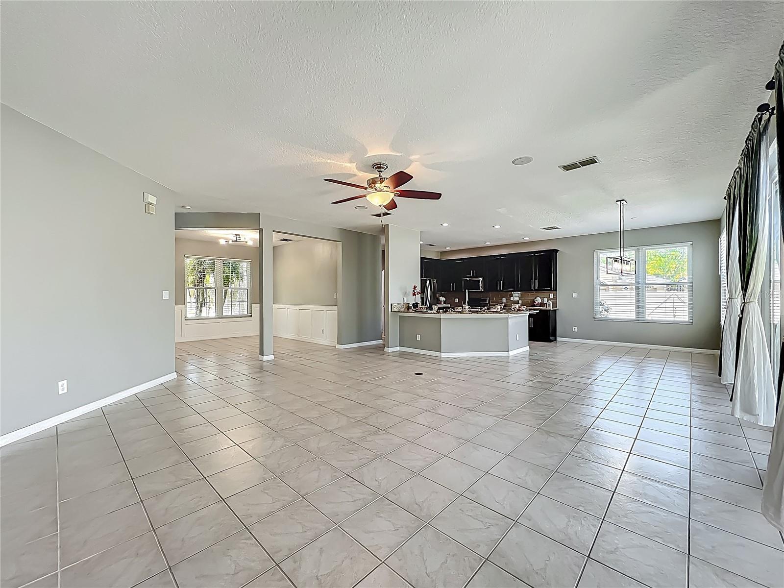 2443 GREENWILLOW DR, ORLANDO, FL, 32825